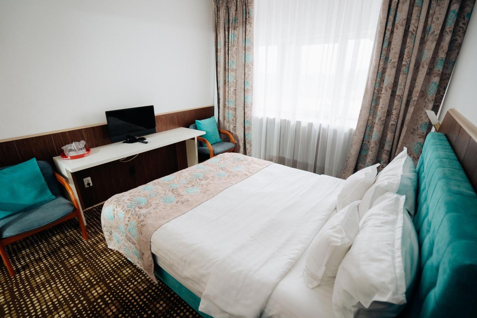 Hotel Bucovina Suceava Exterior foto